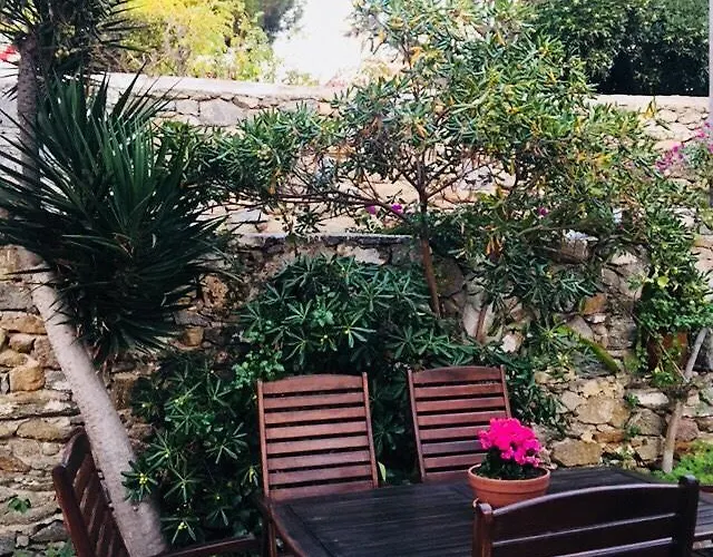 Matina Отель 2*